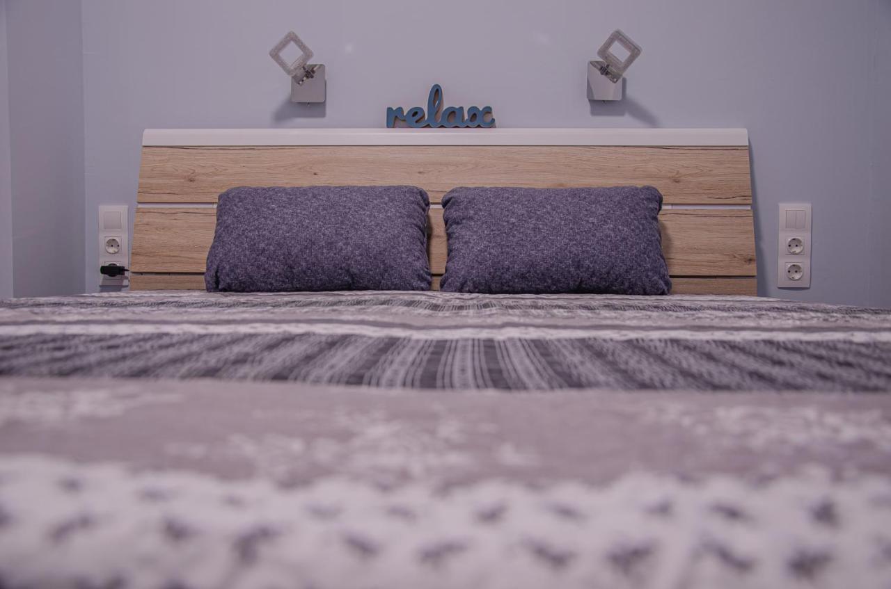 Oros House Apartmanhaz Orosháza Exteriör bild