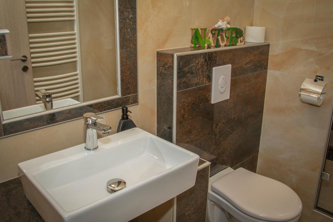 Oros House Apartmanhaz Orosháza Exteriör bild