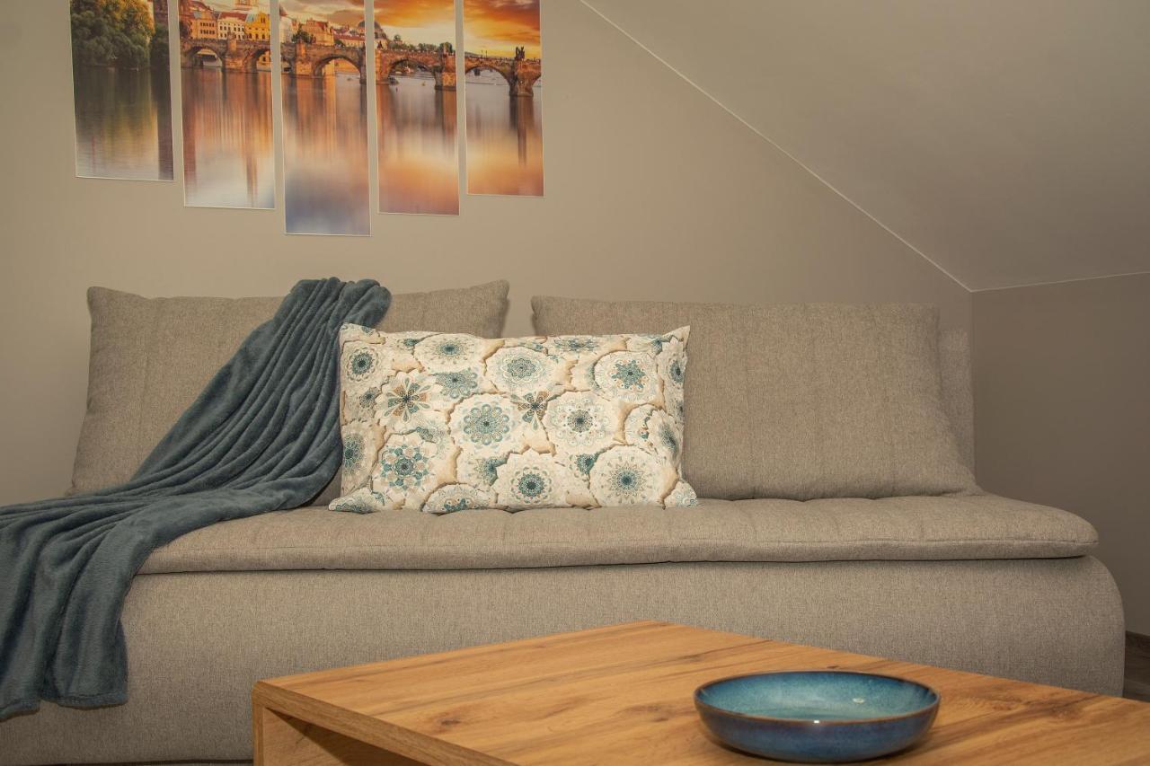 Oros House Apartmanhaz Orosháza Exteriör bild