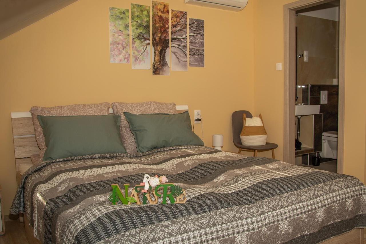 Oros House Apartmanhaz Orosháza Exteriör bild